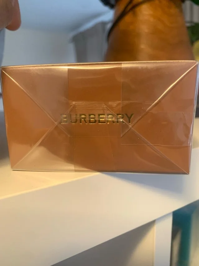 Burberry Hero 100ml OFFERS image indicator(4)