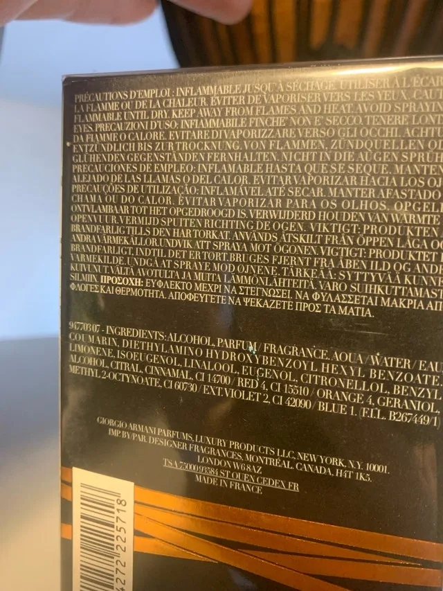 Emporio Armani Cologne OFFERS image indicator(3)