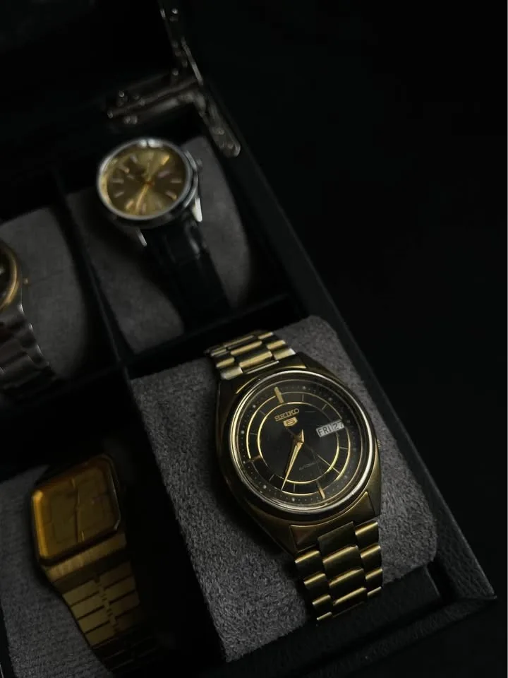 Vintage Seiko 5 Automatic image indicator(2)