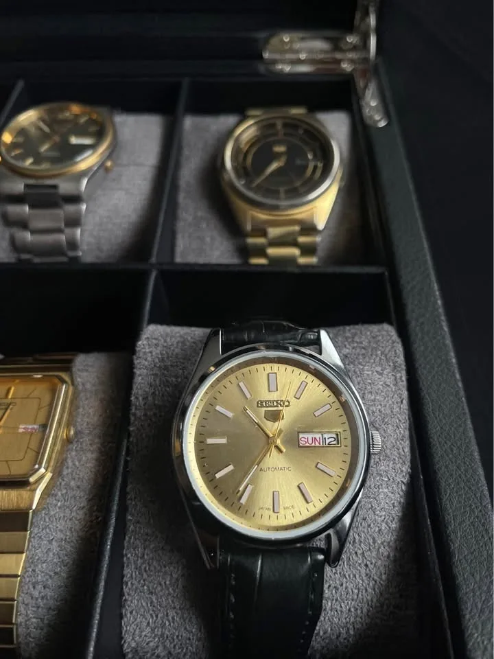 Vintage Seiko 5 Automatic Movement image indicator(2)