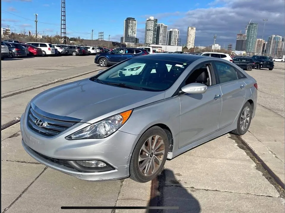 2014 Hyundai sonata *no accident*only 76k kms