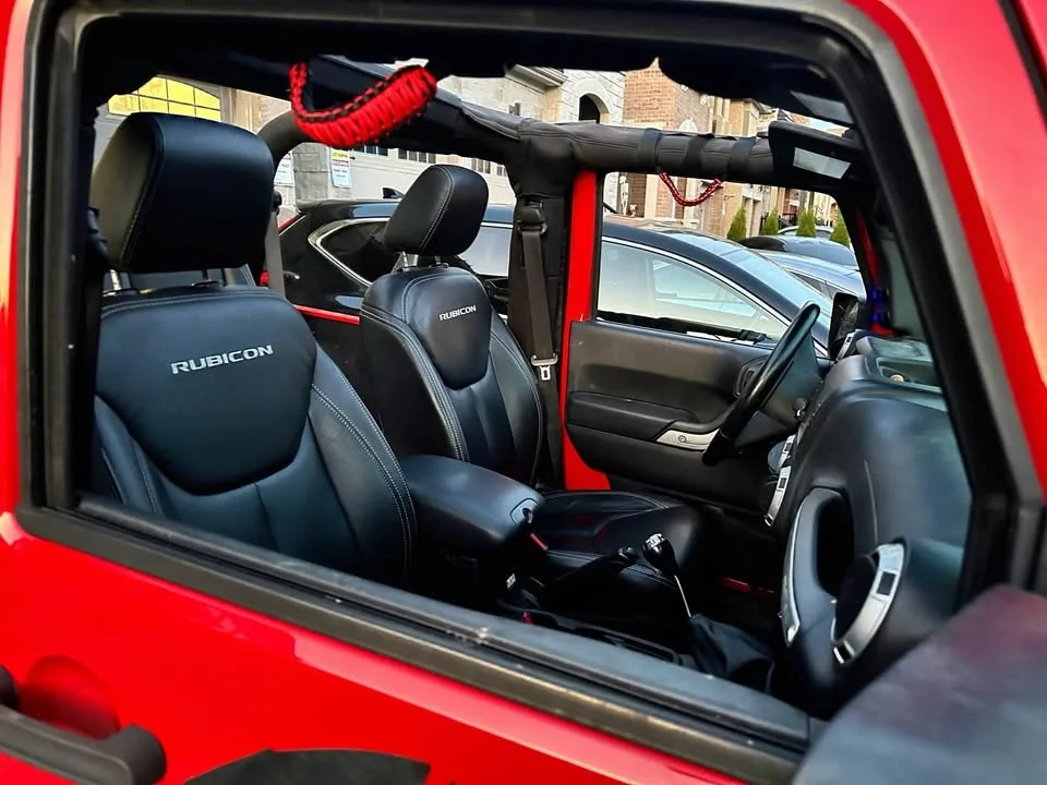 2016 Jeep Wrangler Rubicon/Manual/114k kms image indicator(5)