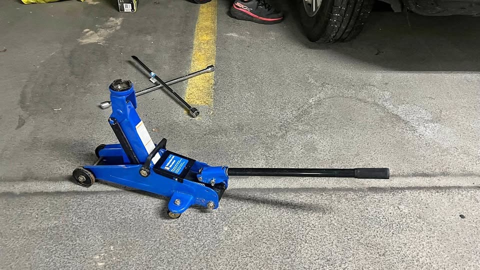 Floor Jack 2 Ton