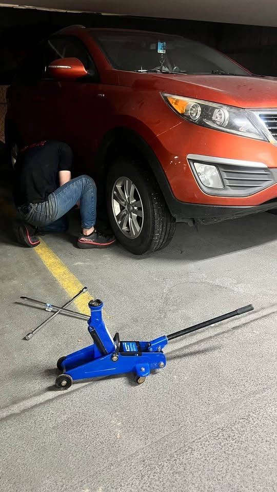 Floor Jack 2 Ton - photo 4