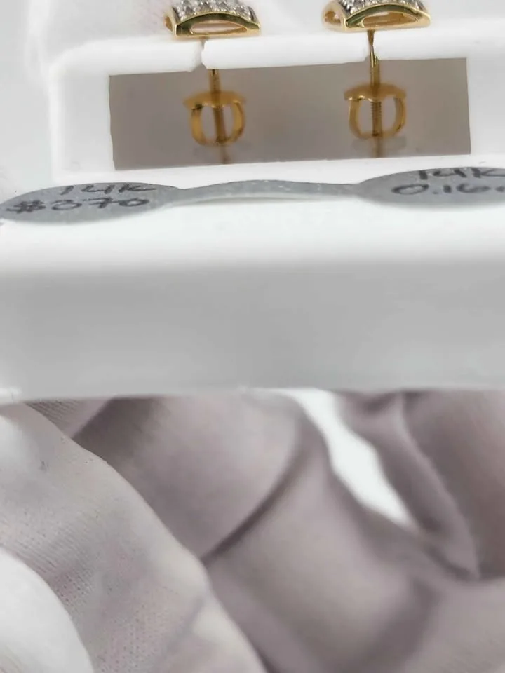 14k gold diamonds earing image indicator(2)