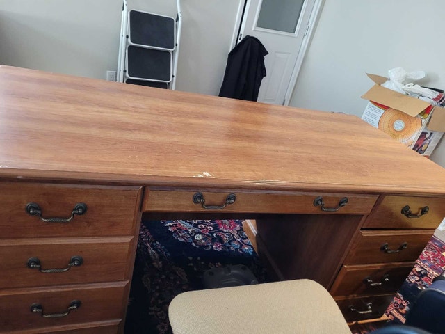 Free Desk Solid - photo 4
