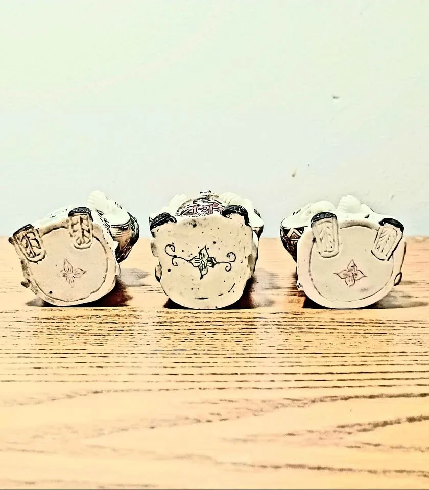 Vtg Chinese Hand Carved The 3 Emperors Set image indicator(7)