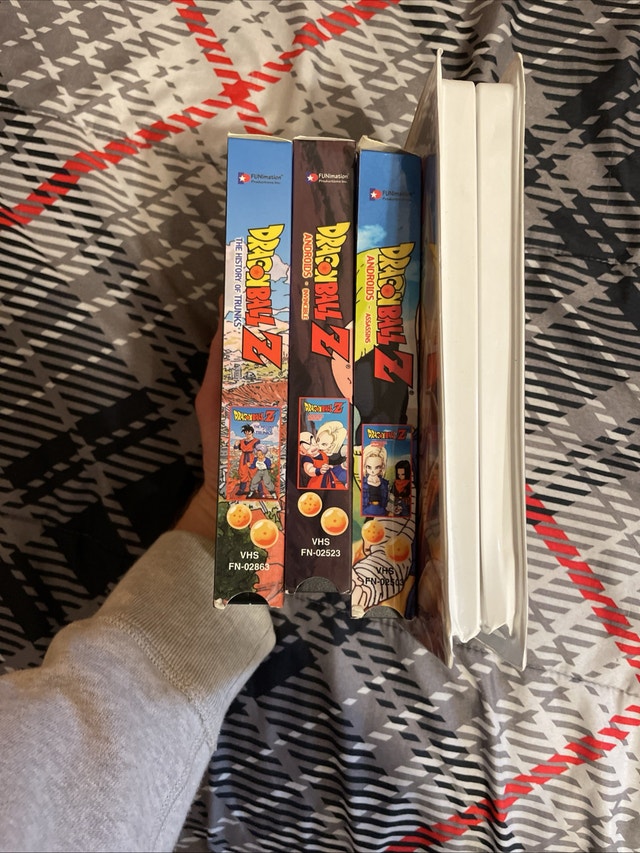 Lot Of 4 Dragon Ball Z VHS Tapes Super Android 13 & More - photo 4