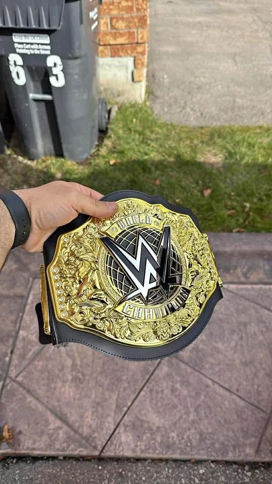 WWE World Heavyweight Belt (Kid)