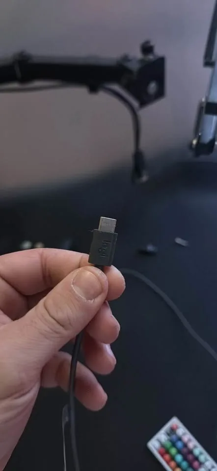 Logitech Camera image indicator(2)