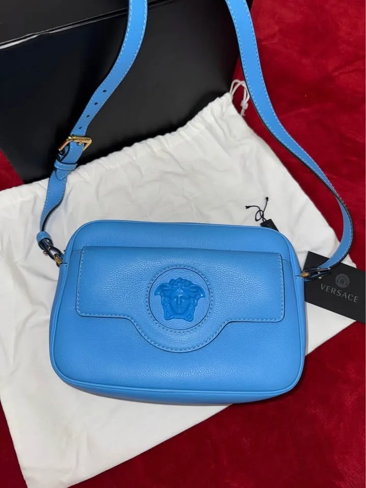 Versace Luxury Camera Bag image indicator(2)