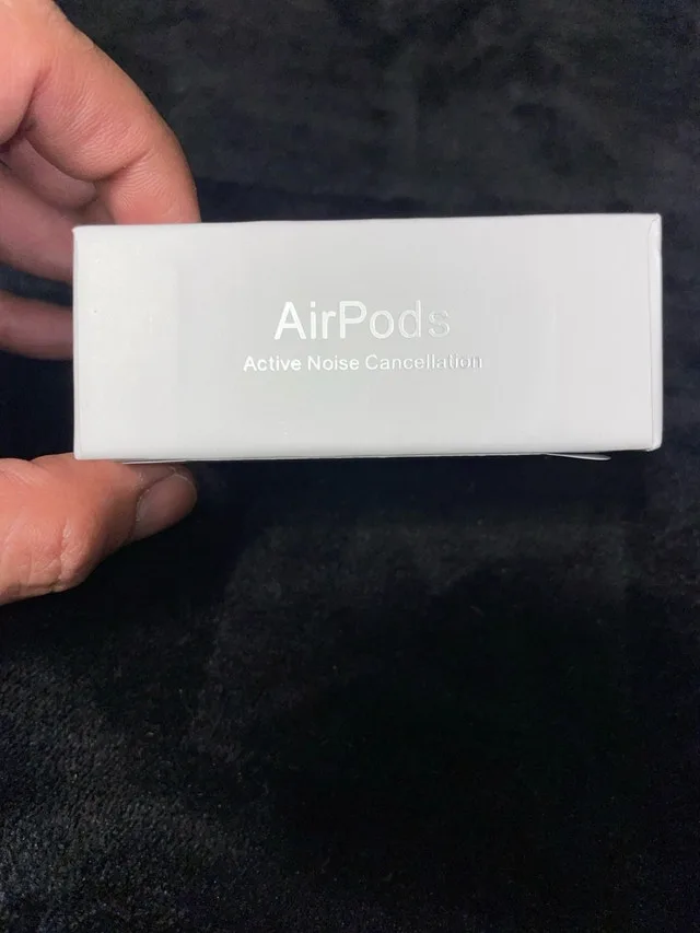 BRAND NEW AirPod 4 with NOISE CANCELLATION and RECEIPT image indicator(4)