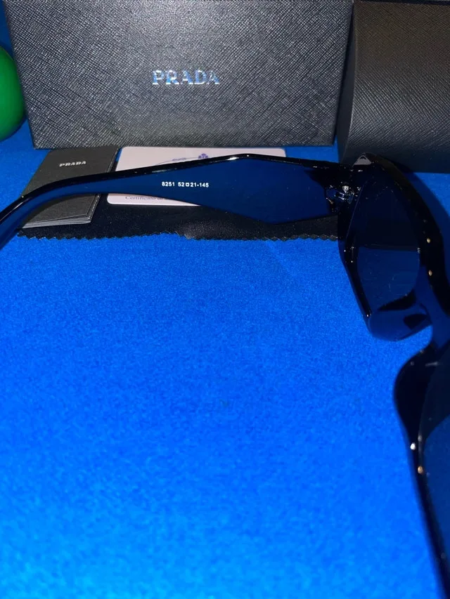Prada PR 17WS Black Sunglasses Worn Once! With Receipt! image indicator(4)
