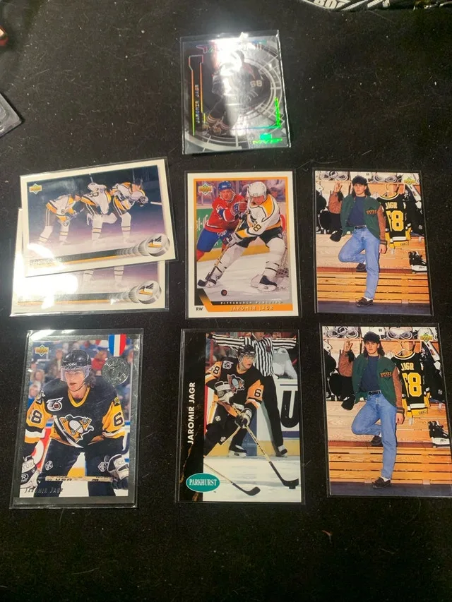 Jaromir Jagr Hockey Card Lot - 8 PLAYER Cards
