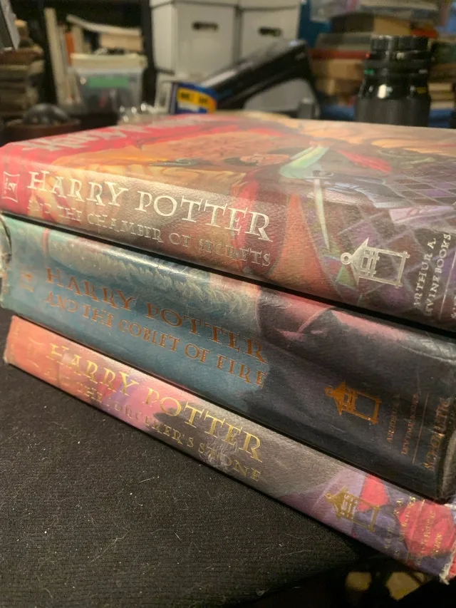 Harry Potter Goblet of Fire - TRUE 1st Edition reg. $450 image indicator(2)