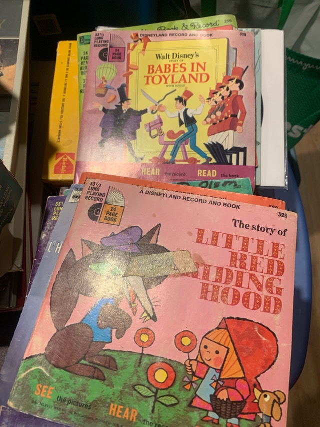 DISNEY & KIDS STORYBOOKS on ‘45. Book $15-45… $10ea - photo 4