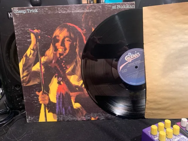 Cheap Trick - original vinyl LP at Budokan G cover EX vinyl