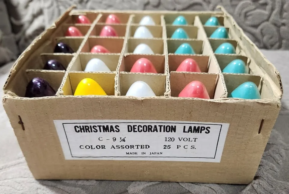 Mint in box 25 vintage Christmas decoration bulbs image indicator(2)