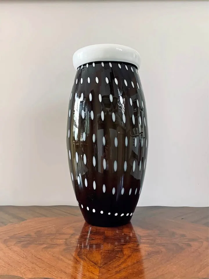 Black and white spotted large glass vase