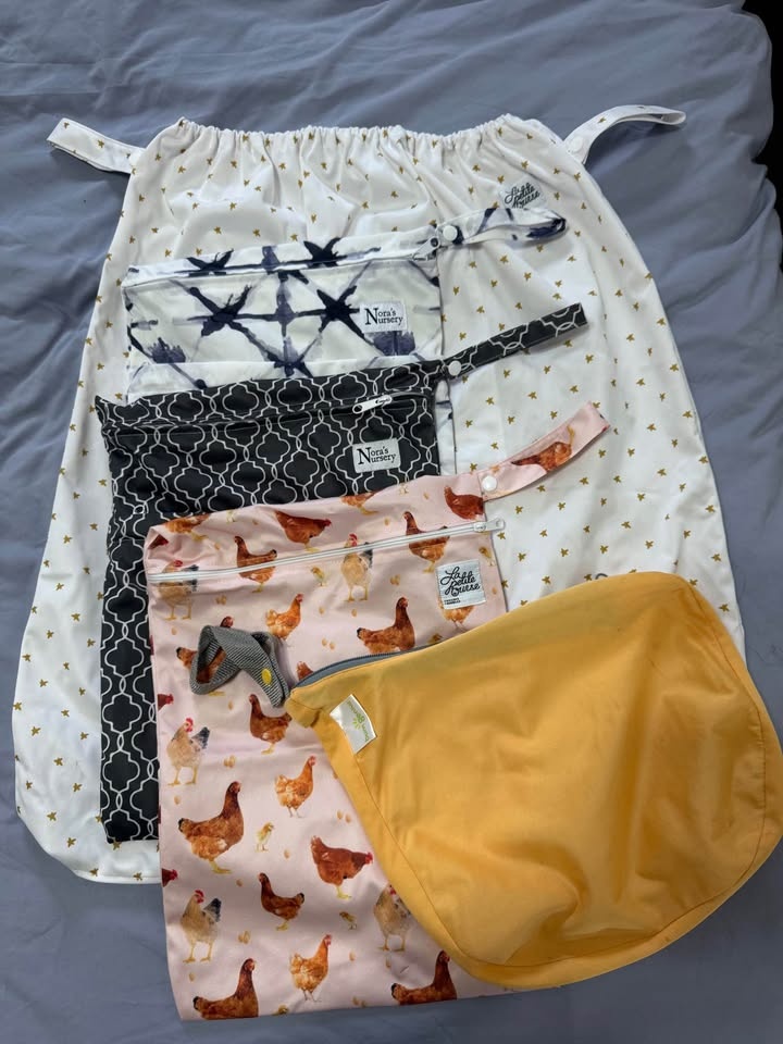 Cloth diapers, inserts, wet bags & change pads - photo 5