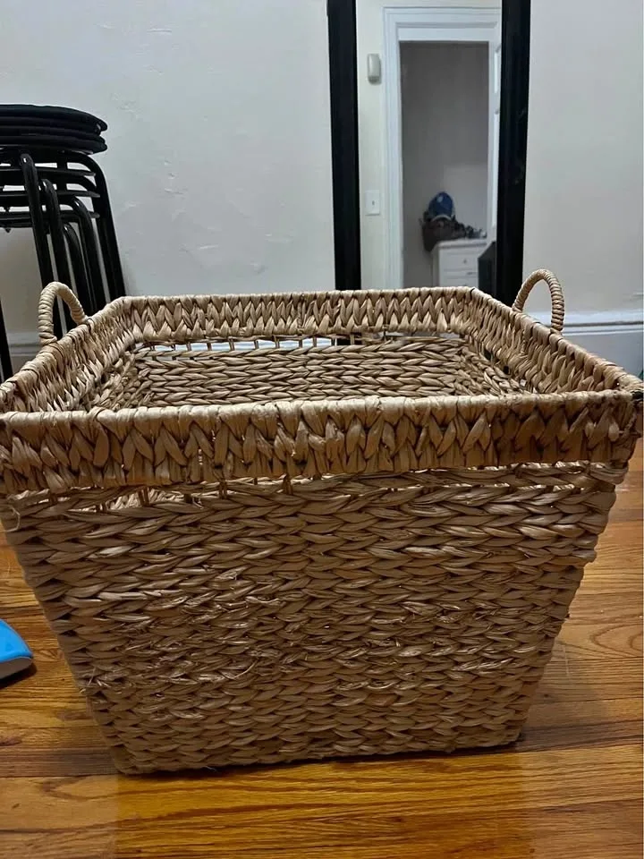 Wicker basket