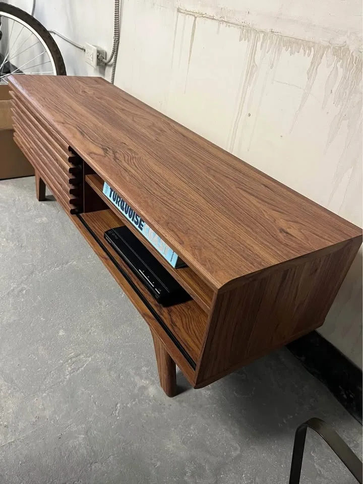 MCM TV stand image indicator(4)