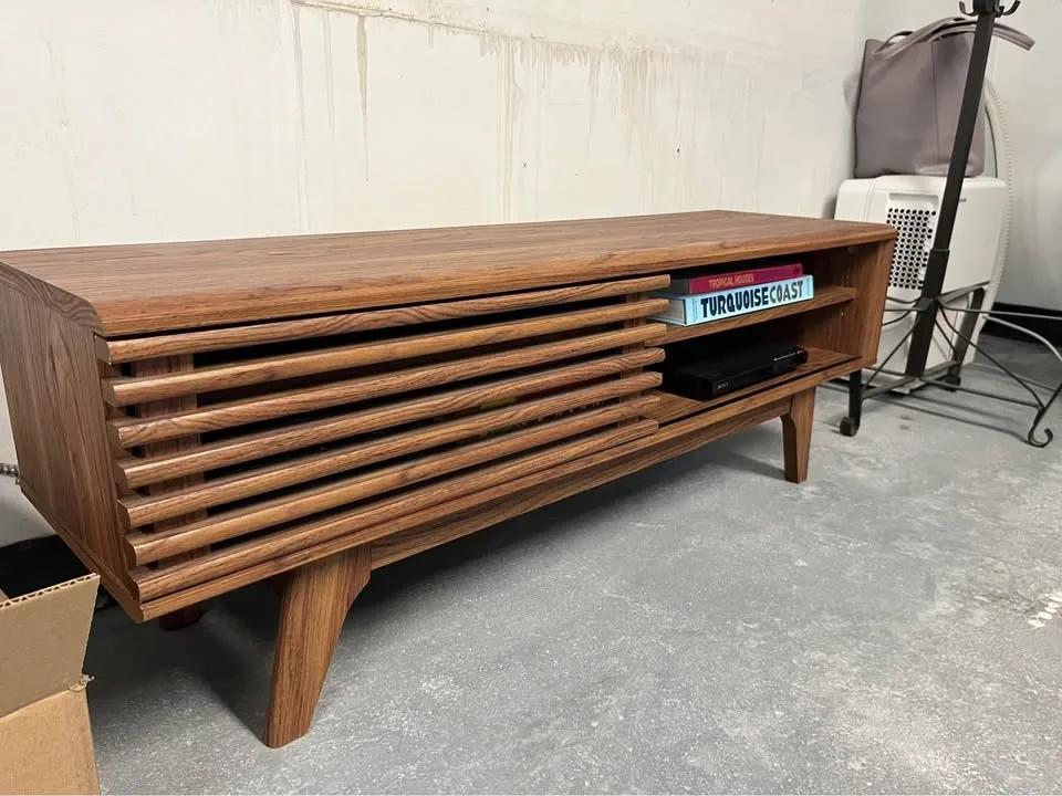 MCM TV stand image indicator(5)