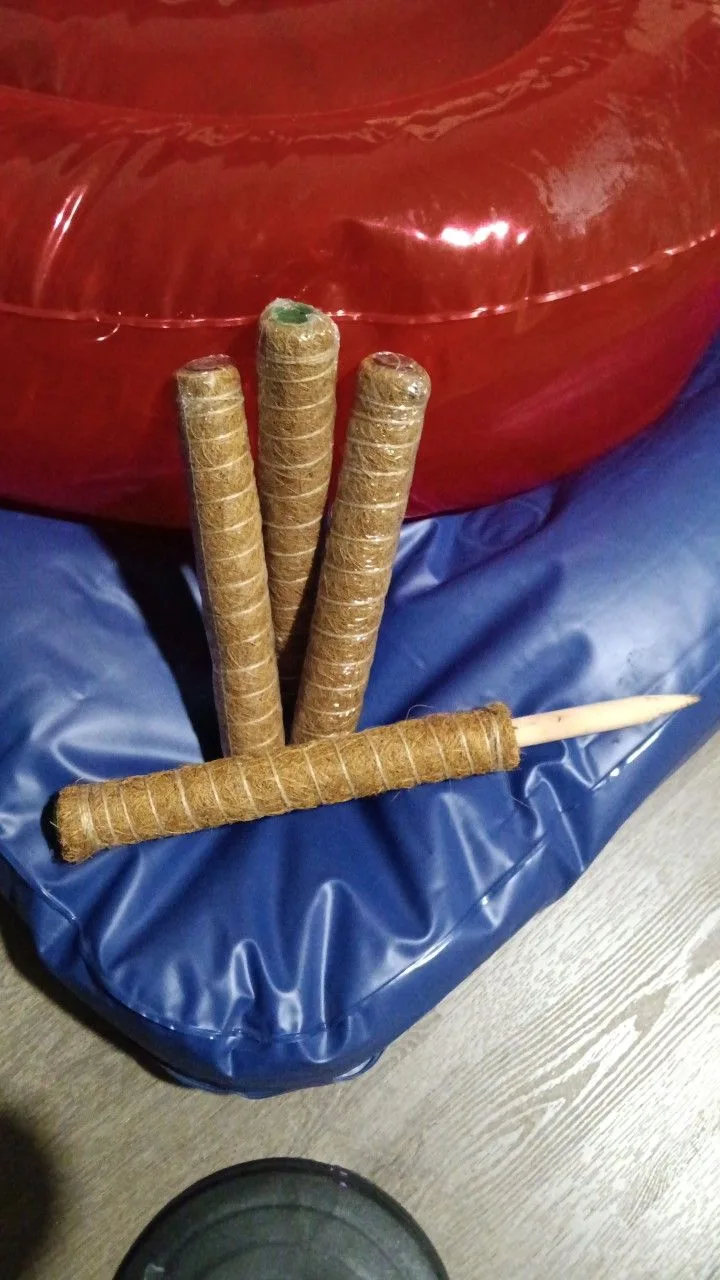 Moss Pole, 2 Pack 17 Inch Monstera Plant Support image indicator(2)