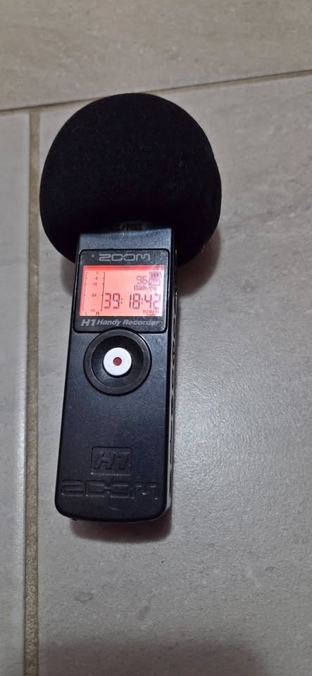 ZOOM H1 Handy Portable Recorder Mic