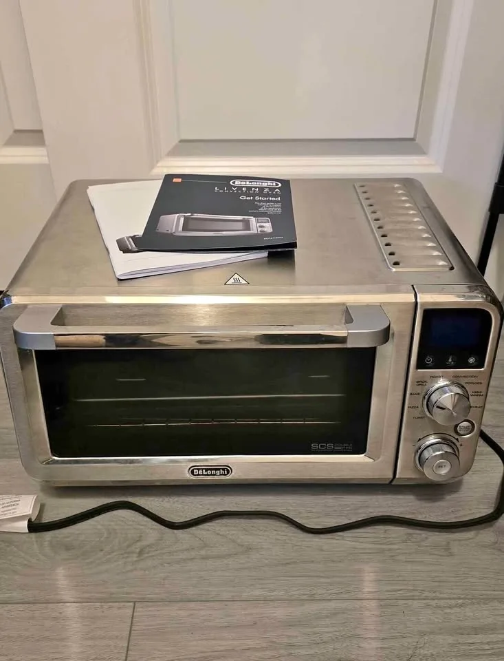 Delonghi Livenza Convection Oven