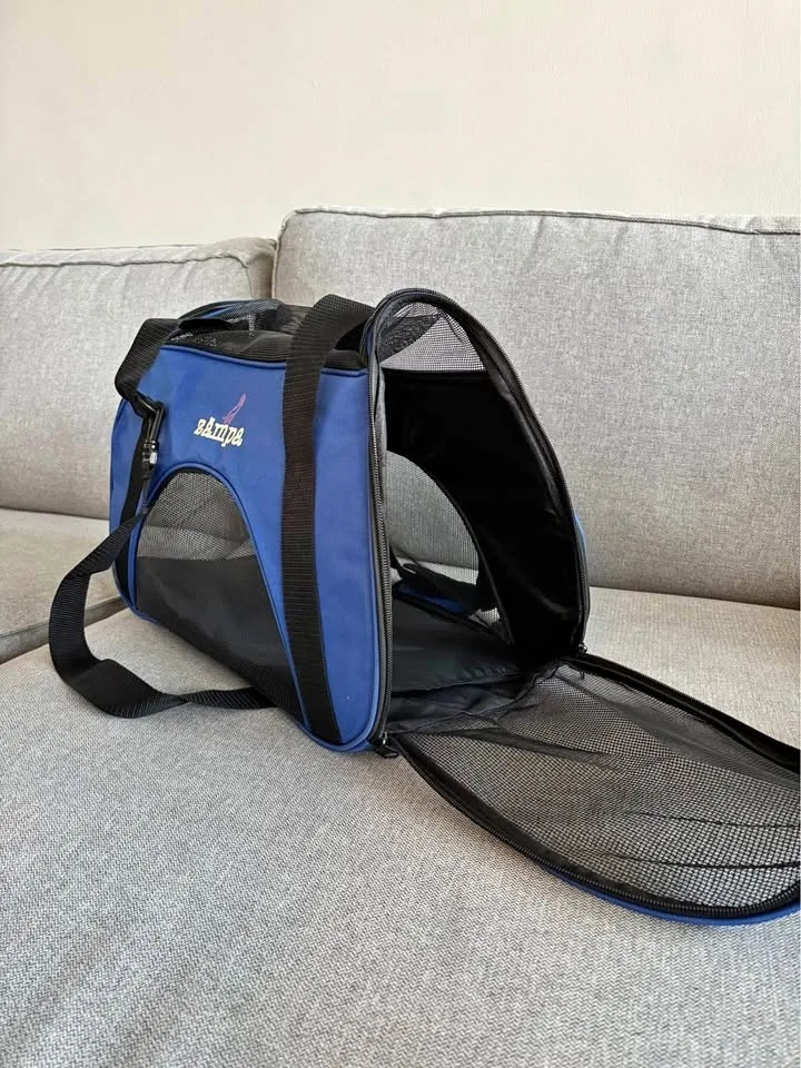 Airline Approved Pet Carrier Blue Medium (19" x 13" x 10")