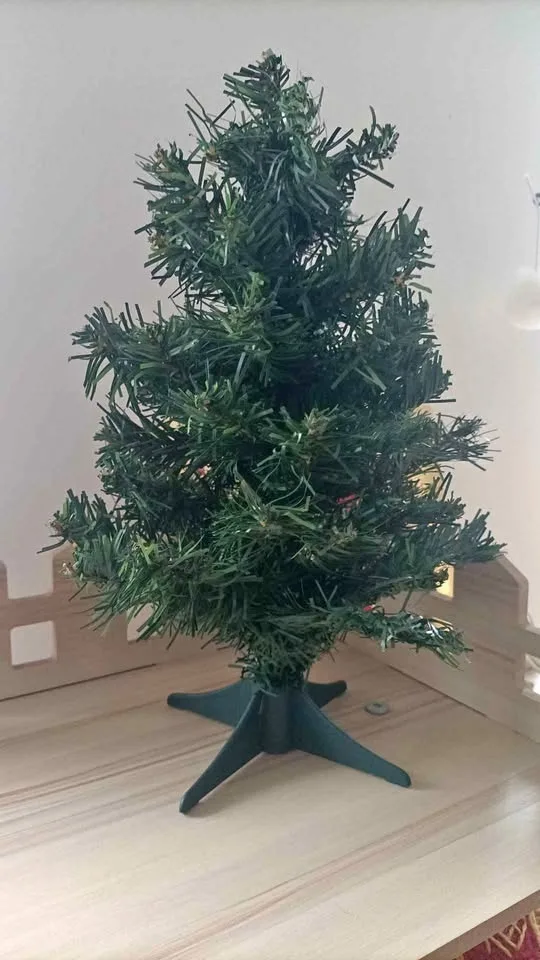 ‼️NEED GONE ASAP‼️ Small Desktop Christmas Tree
