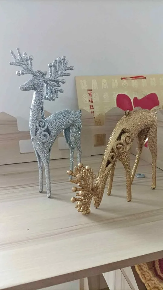 ‼️NEED GONE ASAP‼️Silver & Gold Glitter Reindeer - $5 FOR BOTH