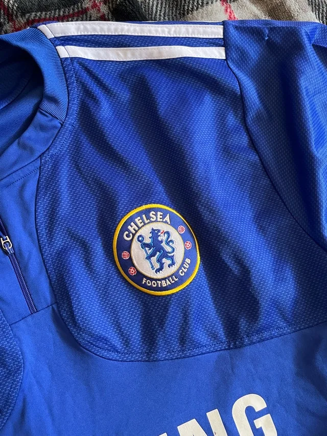 vintage football jersey size L image indicator(2)