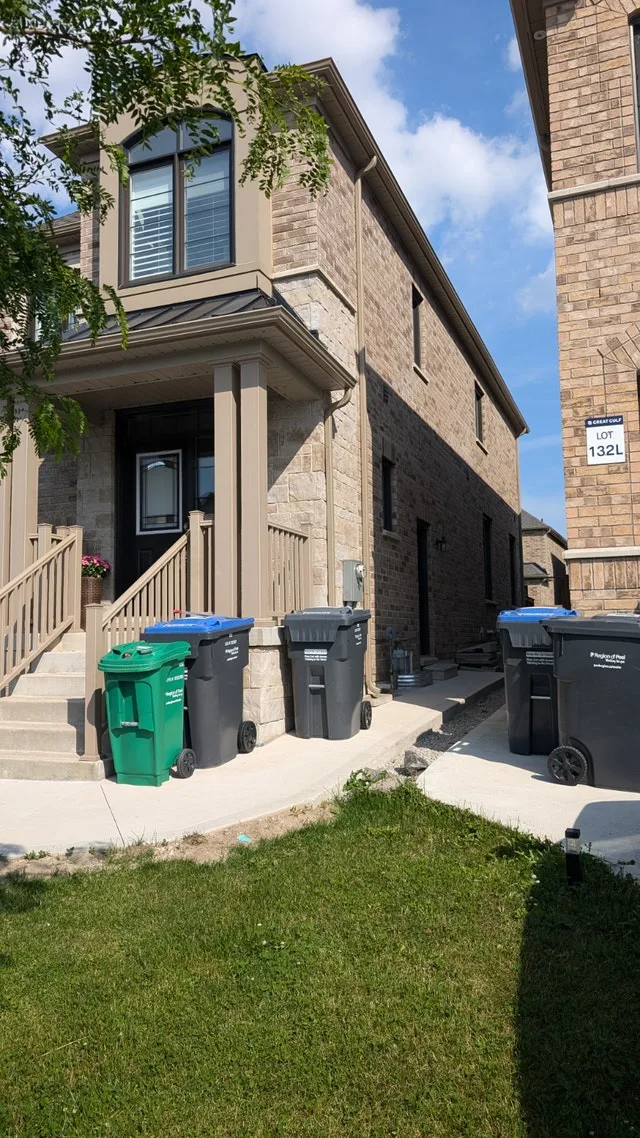 2BDR + 1Bathroom LEGAL Basement apartment with Sep Entrance