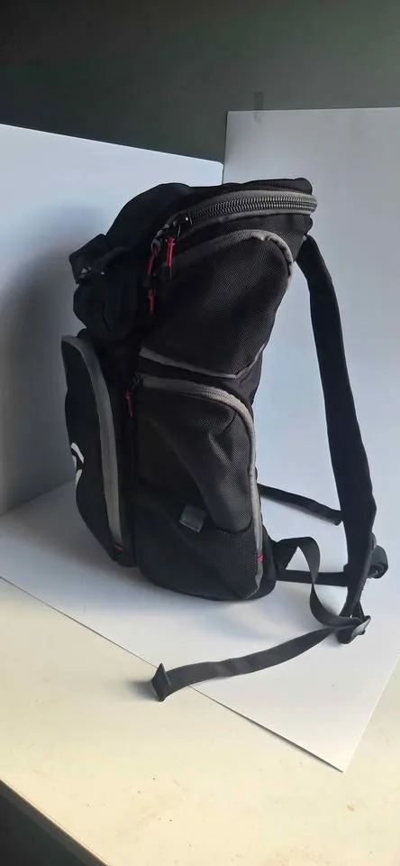 TaylorMade Golf Backpack - Premium Laptop & Travel Bag image indicator(4)