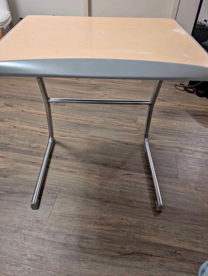 Modern Steel Leg Bedside/Study Table – 26"L x 20"W x 29.5"H