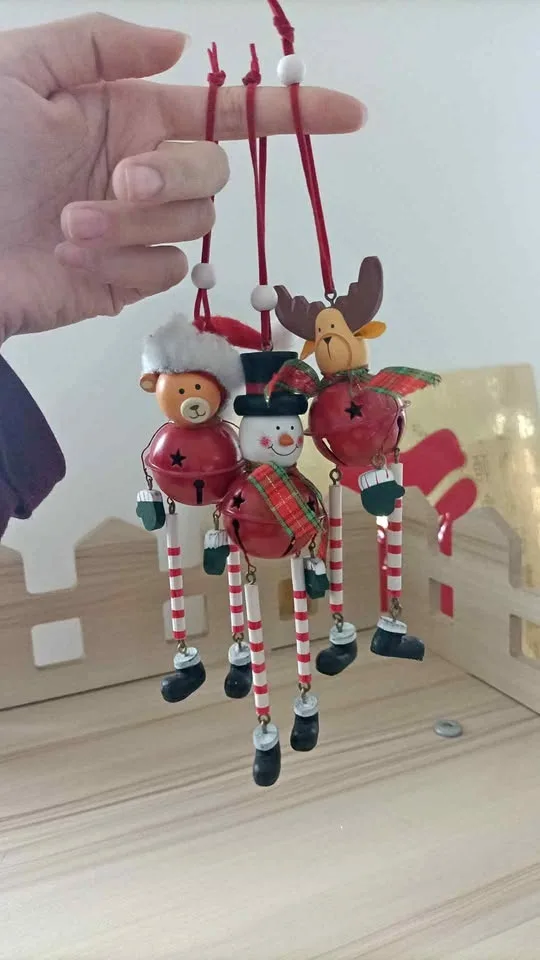 ‼️NEED GONE ASAP‼️Dangling Jingle Tree Ornaments - $4