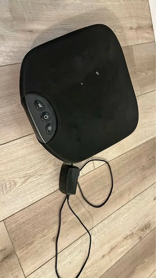 Foot massager with heat and different settings