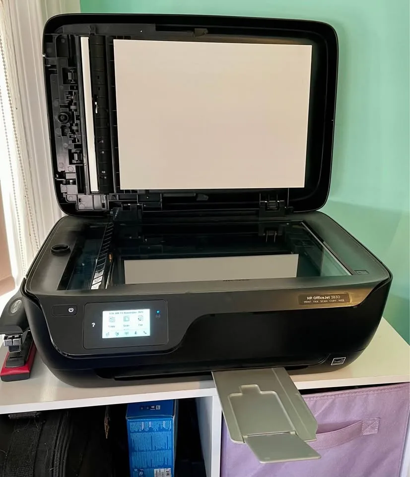 HP OfficeJet 3830 All-in-One image indicator(2)