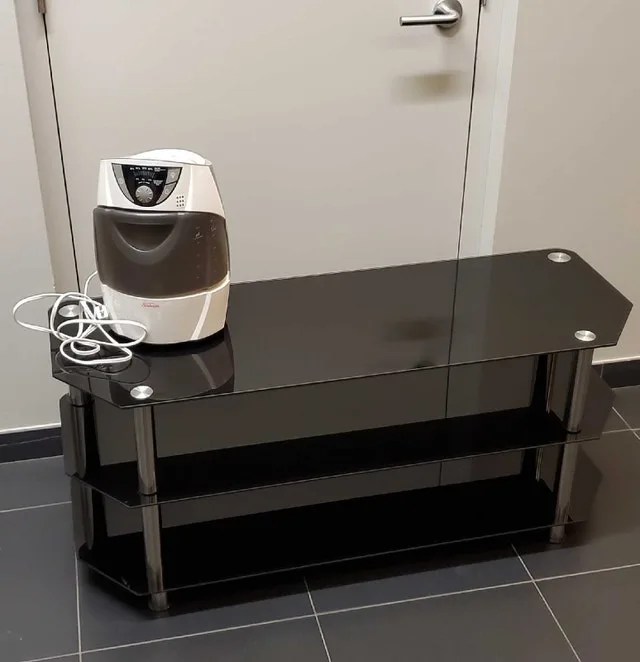 ➡️ AVF SDC1140-A Glass, Chrome TVStand 55-Inch image indicator(2)