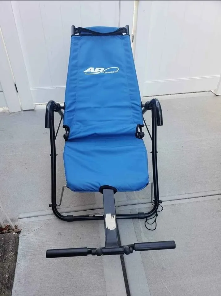 Ab lounge 2 exercise Queens 11377 11357 image indicator(2)