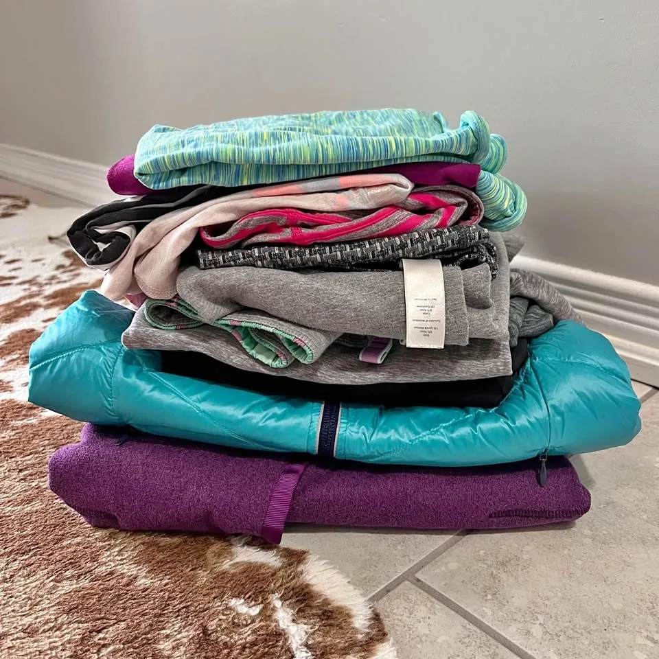 Ivivva and lululemon clothing bundle deal for size 10-12