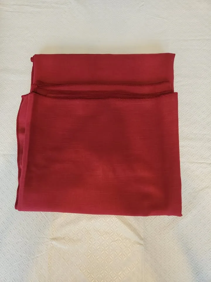 Table Linens - variety of colours and patterns image indicator(6)