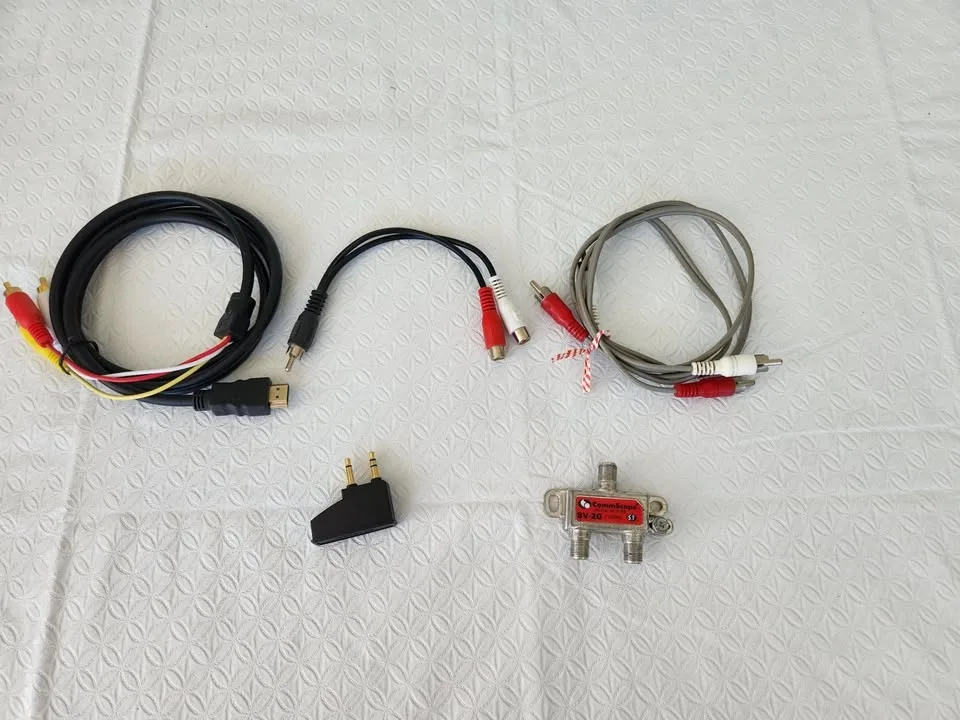 Various cables/cords image indicator(4)