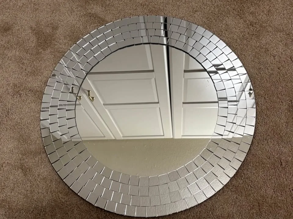 IKEA Tranby Round Mirror image indicator(2)