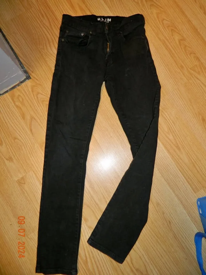 MENS/TEEN URBAN HERITAGE DENIM SLIM pants..with stretch...size W