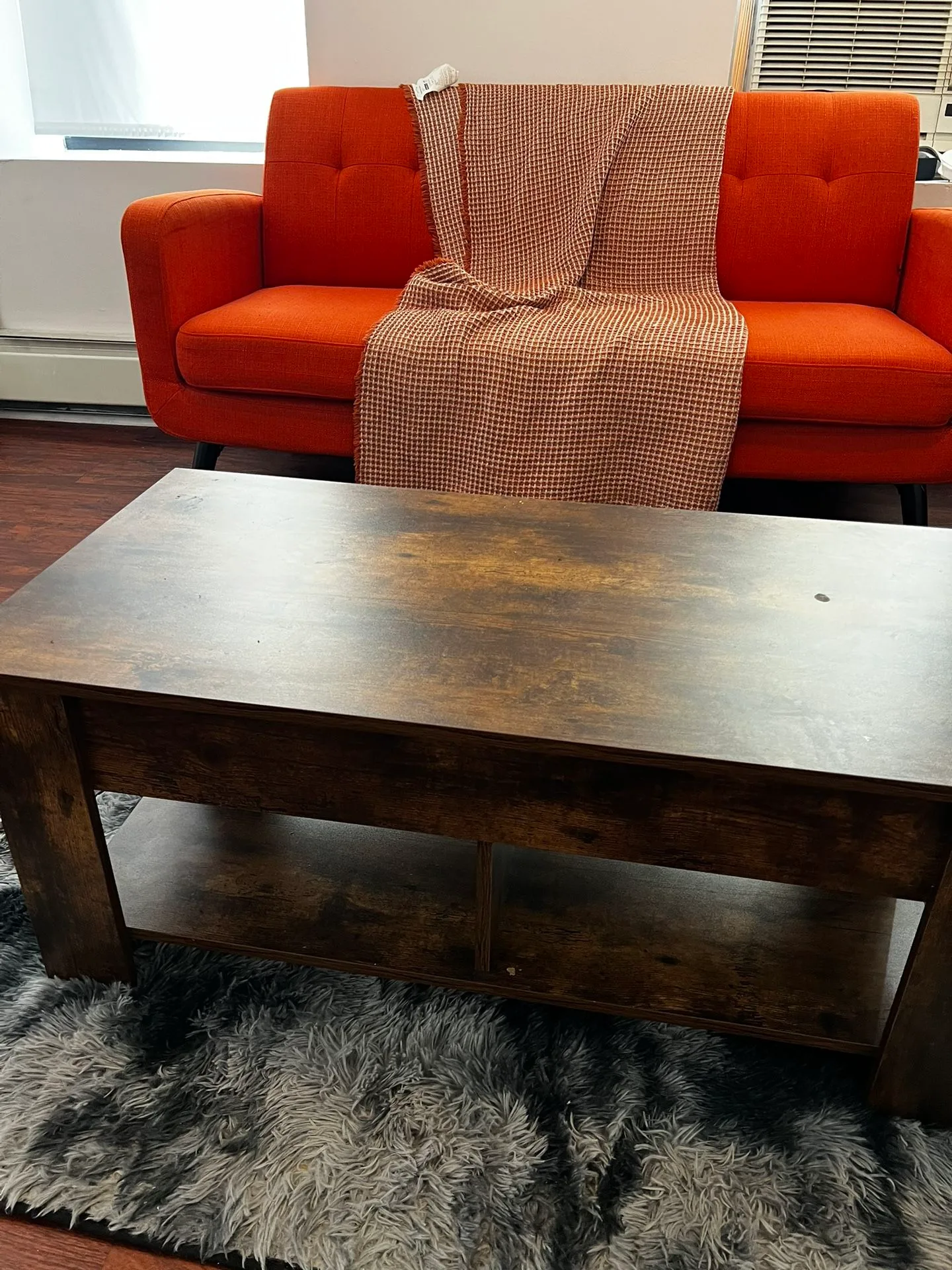 Lift Top Coffee Table with Hidden Compartment, Brown image indicator(4)