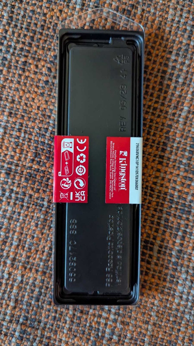 Kingston 8GB DDR4 3200 Desktop RAM KVR32N22S8/8 - photo 2