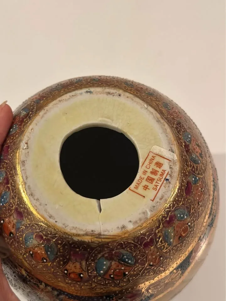 SATSUMA 8” Hand Painted Egg Geisha Design image indicator(5)